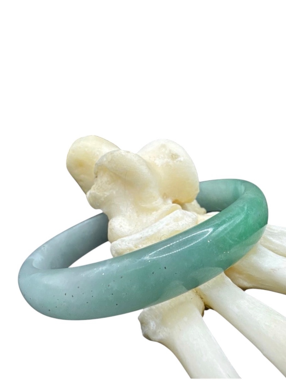 Vintage Burmese Jade Green White Jadeite Solid Bangle 1/2â Thick 6.5â - 7.5â